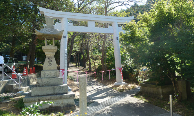 東阿保神社鳥居